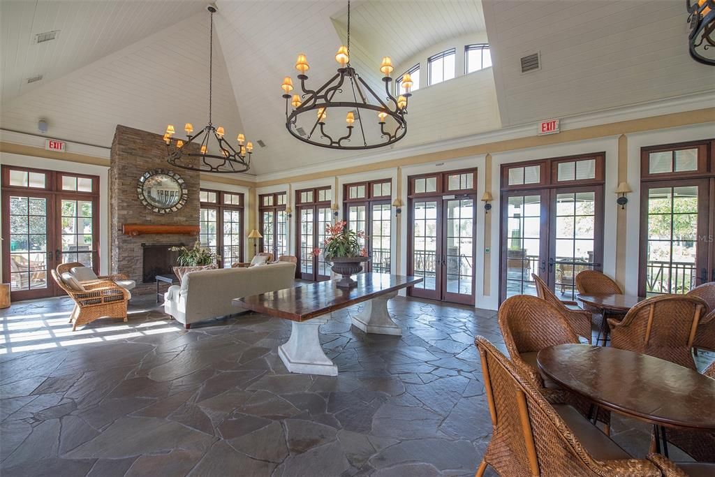 En Venta: $2,495,000 (6 camas, 5 baños, 5872 Pies cuadrados)