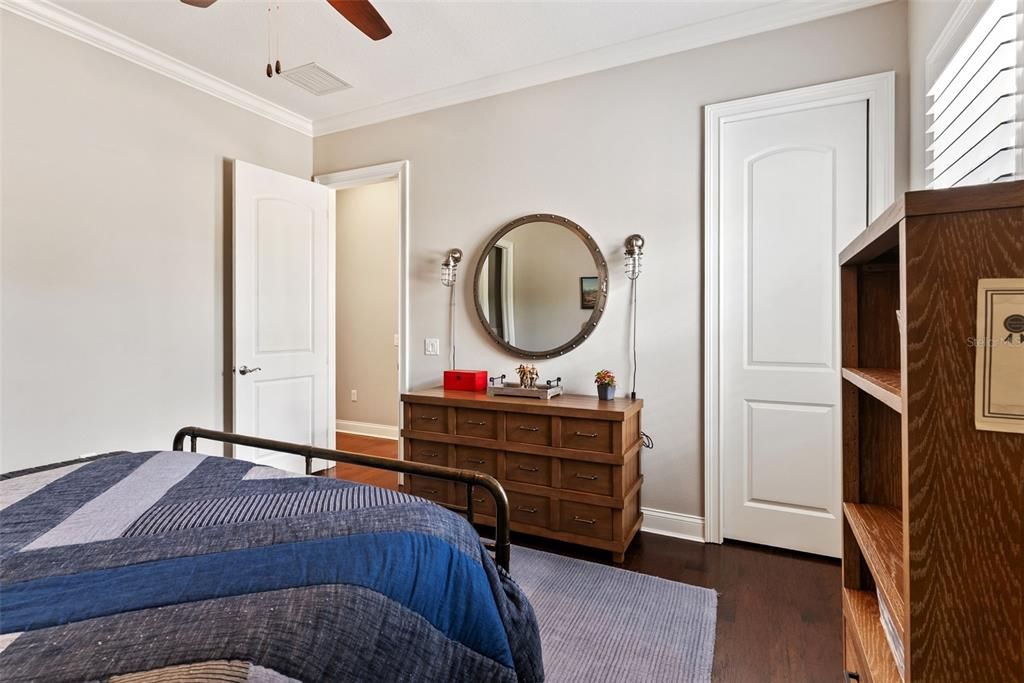 En Venta: $2,495,000 (6 camas, 5 baños, 5872 Pies cuadrados)