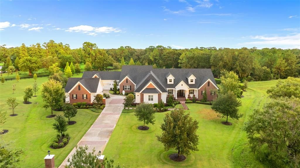 En Venta: $2,495,000 (6 camas, 5 baños, 5872 Pies cuadrados)