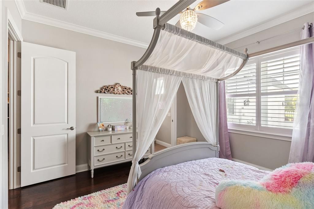 En Venta: $2,495,000 (6 camas, 5 baños, 5872 Pies cuadrados)