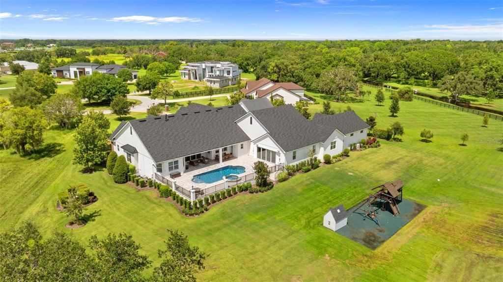 En Venta: $2,495,000 (6 camas, 5 baños, 5872 Pies cuadrados)