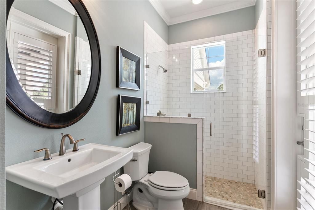 En Venta: $2,495,000 (6 camas, 5 baños, 5872 Pies cuadrados)