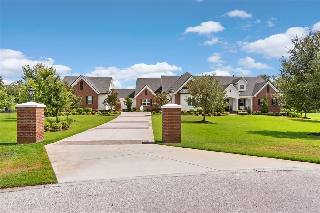 En Venta: $2,495,000 (6 camas, 5 baños, 5872 Pies cuadrados)