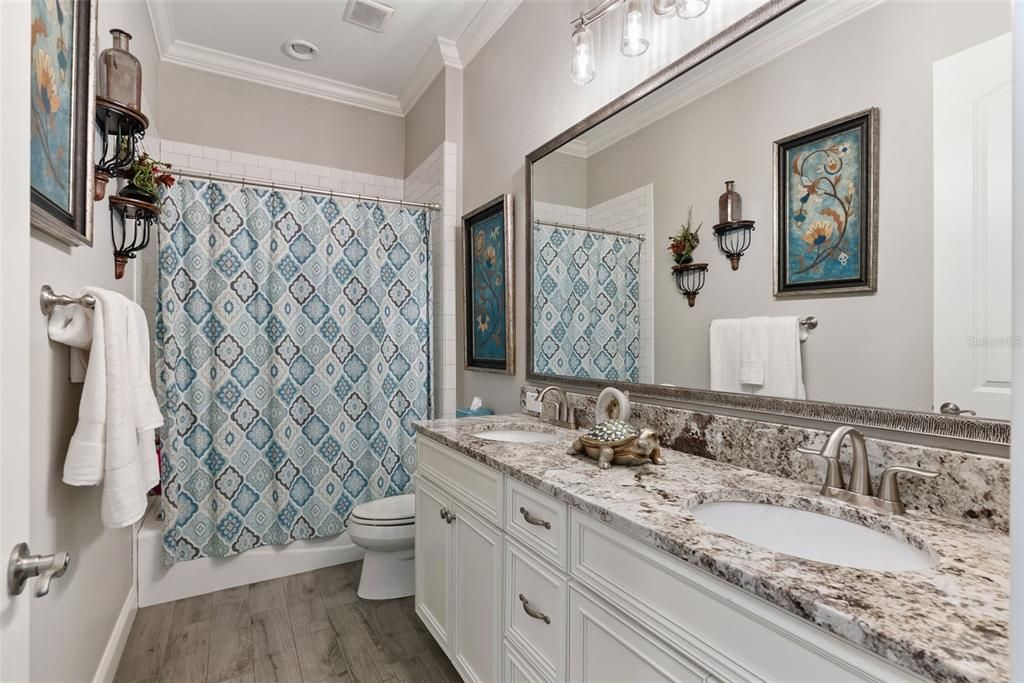 En Venta: $2,495,000 (6 camas, 5 baños, 5872 Pies cuadrados)