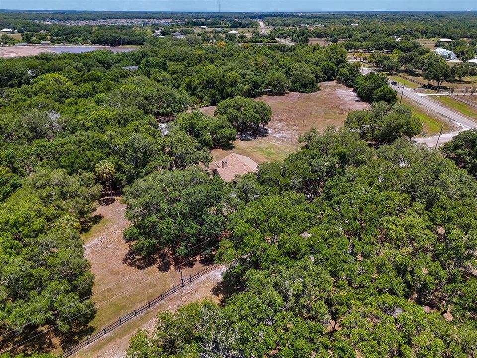 Active With Contract: $799,000 (3 beds, 2 baths, 1660 Square Feet)