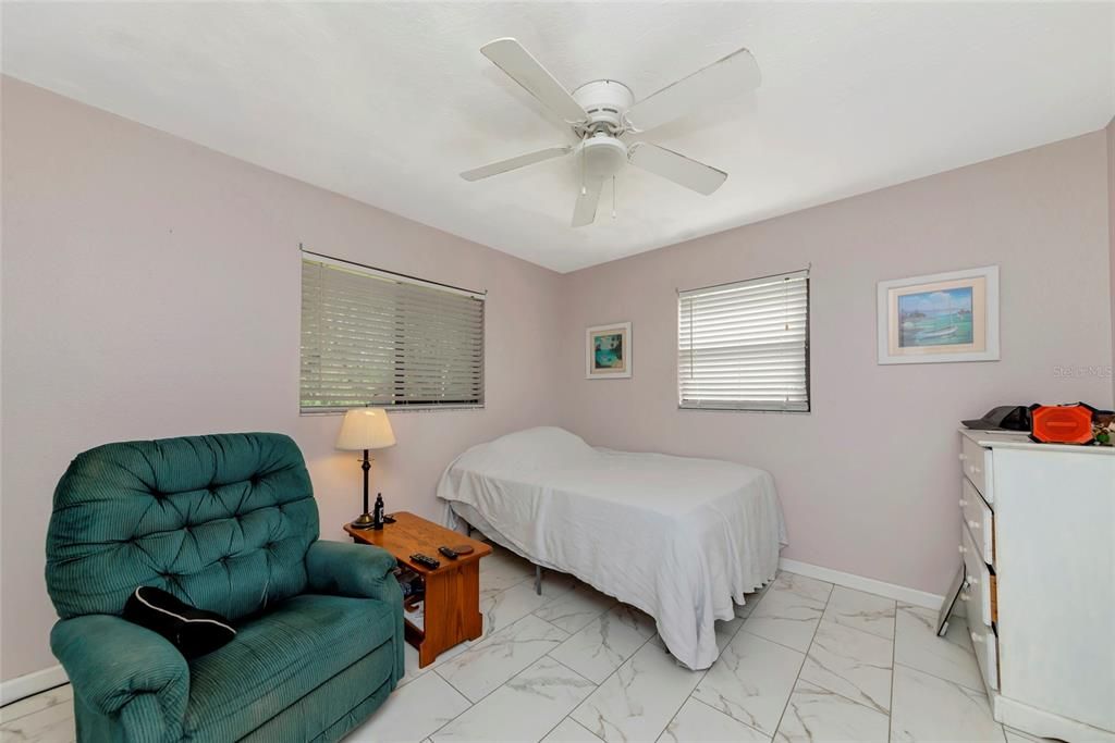 Active With Contract: $799,000 (3 beds, 2 baths, 1660 Square Feet)