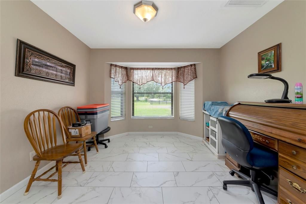 Active With Contract: $799,000 (3 beds, 2 baths, 1660 Square Feet)