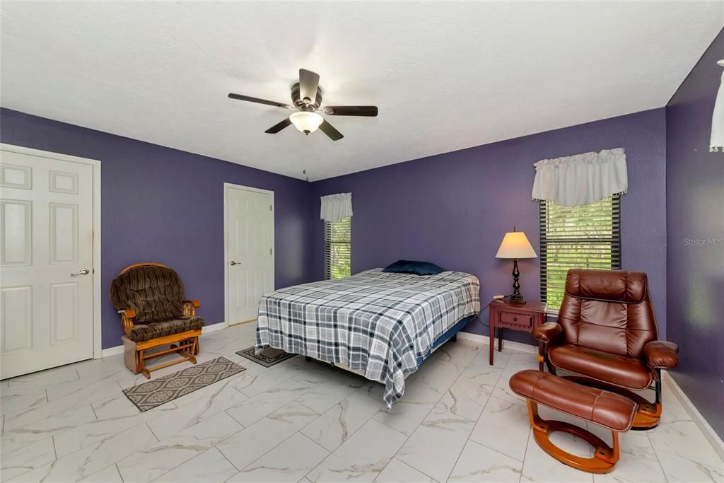 Active With Contract: $799,000 (3 beds, 2 baths, 1660 Square Feet)