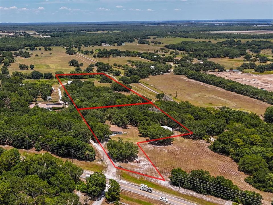 Active With Contract: $799,000 (3 beds, 2 baths, 1660 Square Feet)