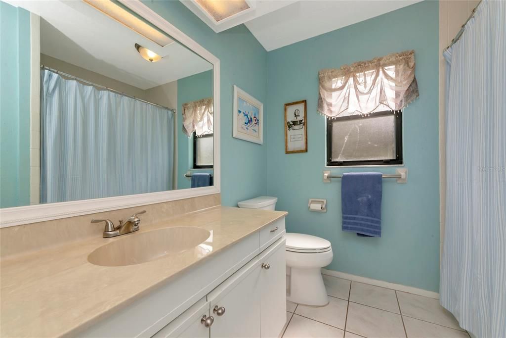 Active With Contract: $799,000 (3 beds, 2 baths, 1660 Square Feet)