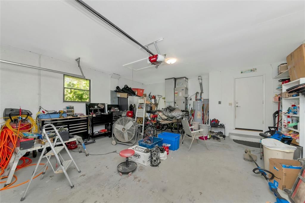 Active With Contract: $799,000 (3 beds, 2 baths, 1660 Square Feet)