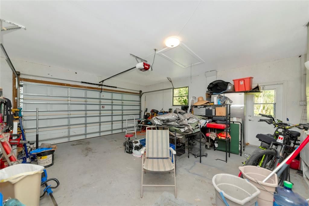 Active With Contract: $799,000 (3 beds, 2 baths, 1660 Square Feet)