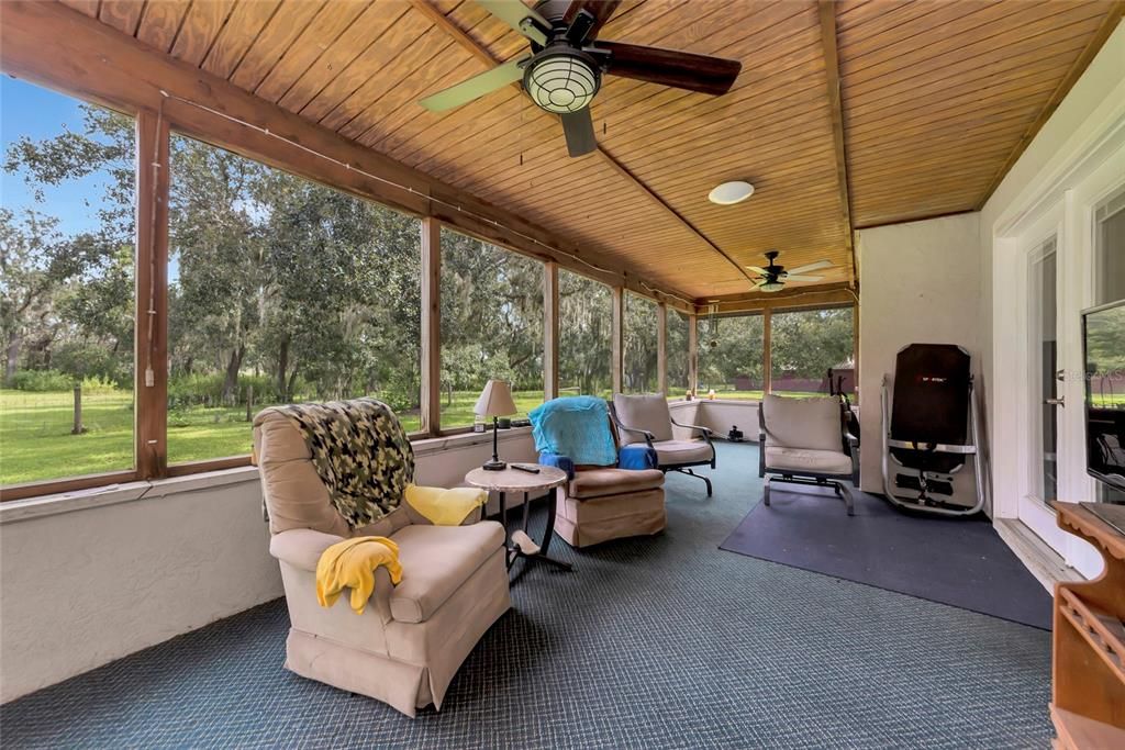 Active With Contract: $799,000 (3 beds, 2 baths, 1660 Square Feet)