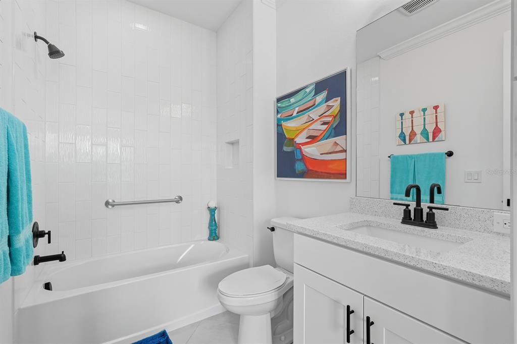 En Venta: $895,000 (3 camas, 3 baños, 2542 Pies cuadrados)