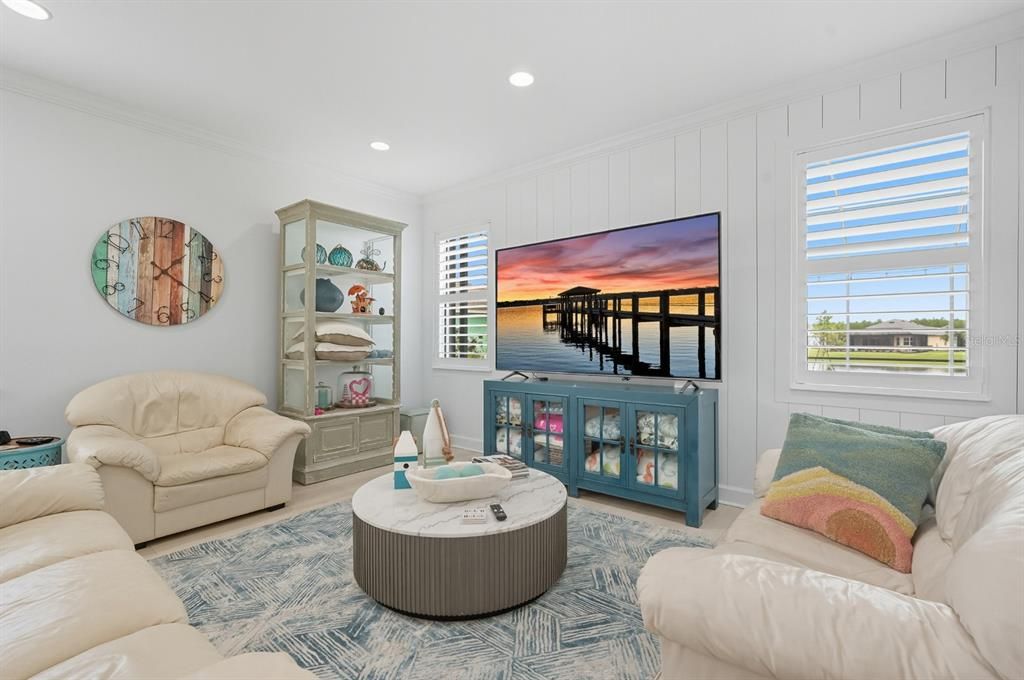 En Venta: $895,000 (3 camas, 3 baños, 2542 Pies cuadrados)