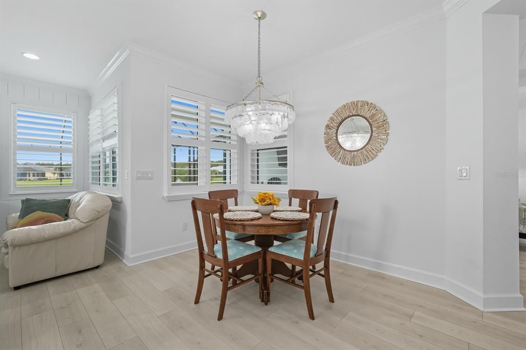 En Venta: $895,000 (3 camas, 3 baños, 2542 Pies cuadrados)