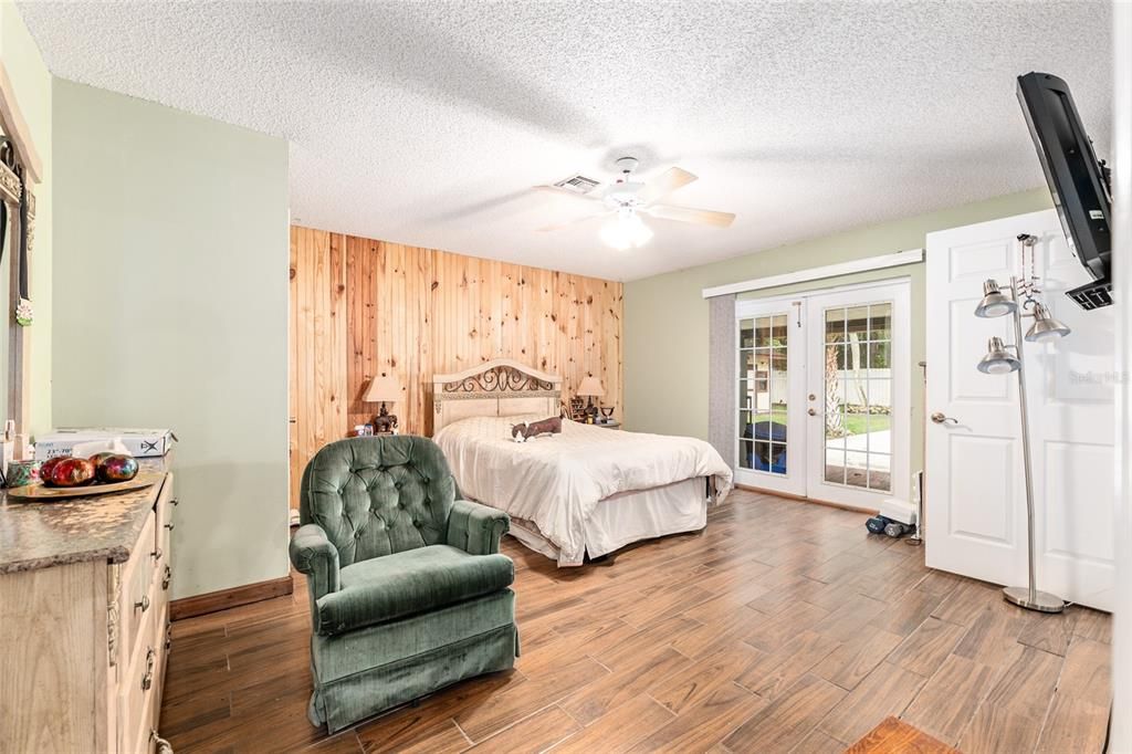 For Sale: $519,900 (4 beds, 3 baths, 2874 Square Feet)