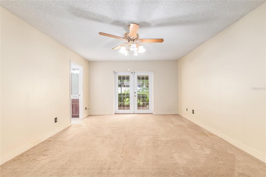 For Sale: $519,900 (4 beds, 3 baths, 2874 Square Feet)