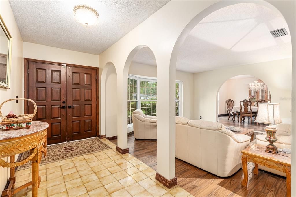 For Sale: $519,900 (4 beds, 3 baths, 2874 Square Feet)