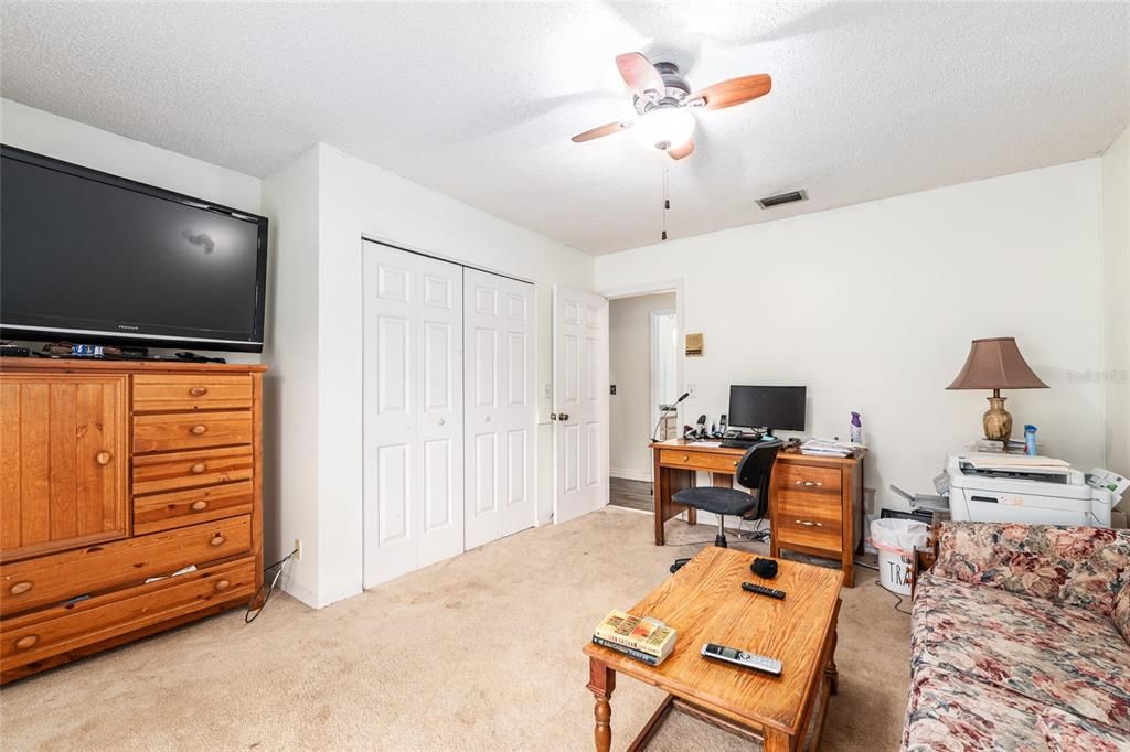 For Sale: $519,900 (4 beds, 3 baths, 2874 Square Feet)