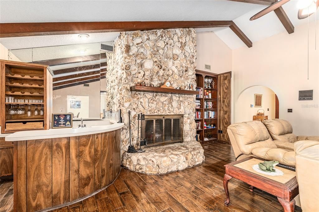 For Sale: $519,900 (4 beds, 3 baths, 2874 Square Feet)