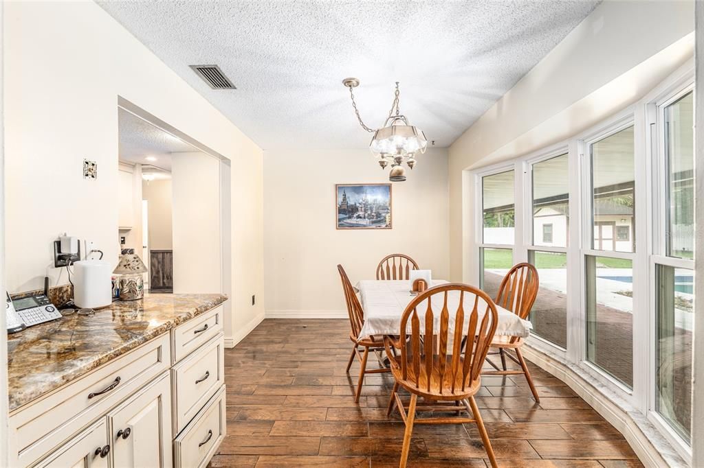 For Sale: $519,900 (4 beds, 3 baths, 2874 Square Feet)