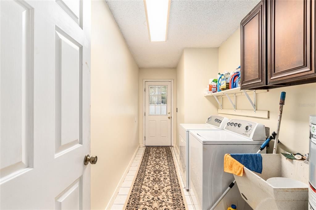 For Sale: $519,900 (4 beds, 3 baths, 2874 Square Feet)