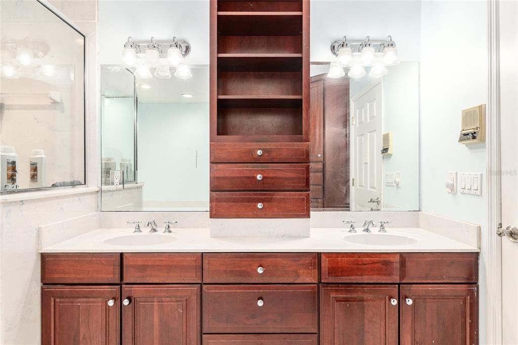 For Sale: $519,900 (4 beds, 3 baths, 2874 Square Feet)