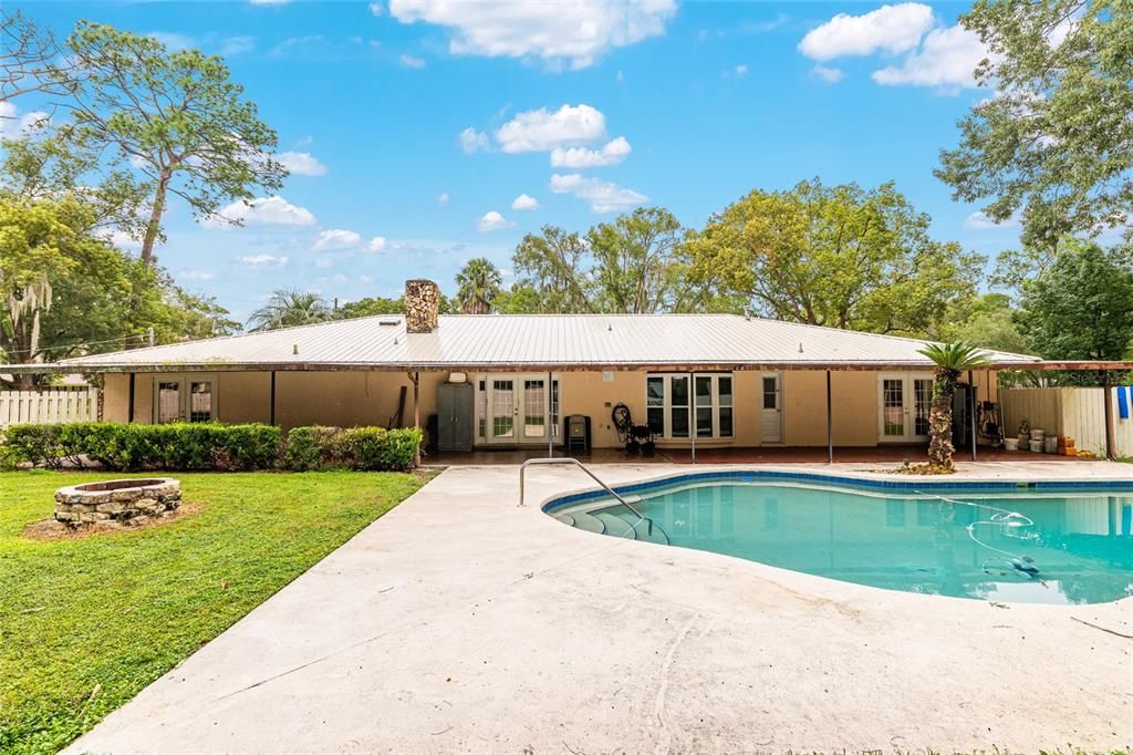 For Sale: $519,900 (4 beds, 3 baths, 2874 Square Feet)