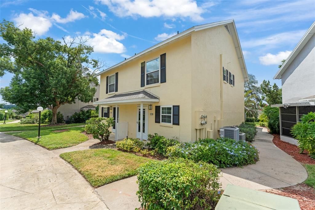 En Venta: $190,000 (2 camas, 2 baños, 1073 Pies cuadrados)