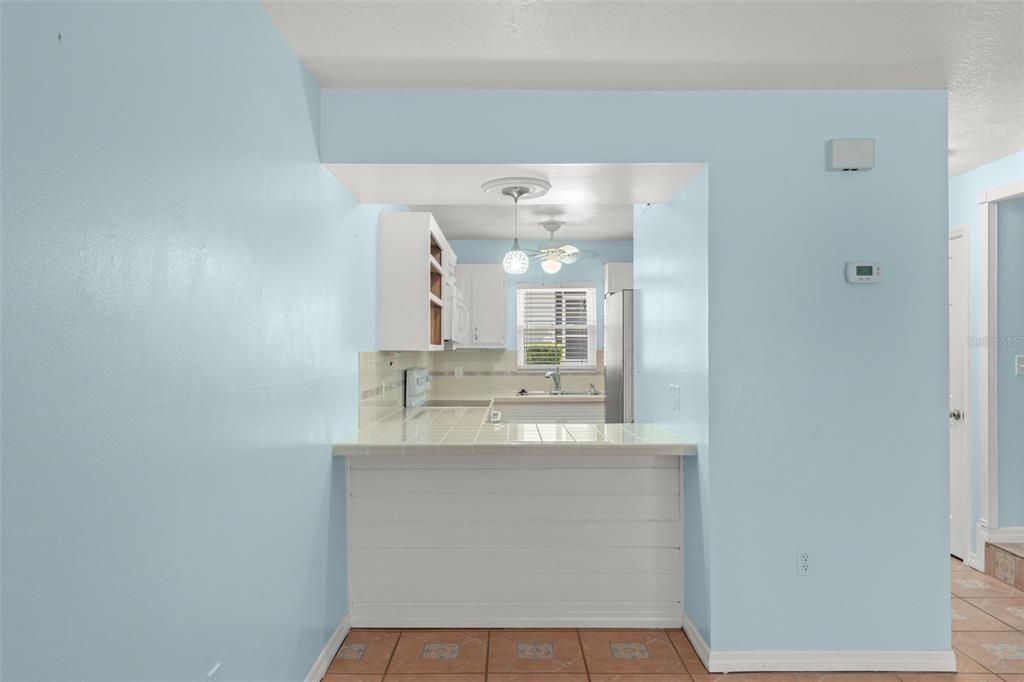 En Venta: $190,000 (2 camas, 2 baños, 1073 Pies cuadrados)