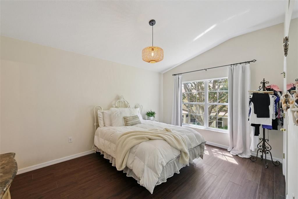 待售: $250,000 (2 贝兹, 2 浴室, 1461 平方英尺)