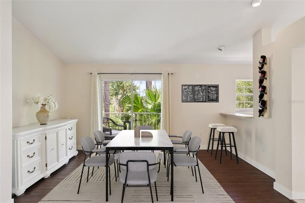 待售: $250,000 (2 贝兹, 2 浴室, 1461 平方英尺)