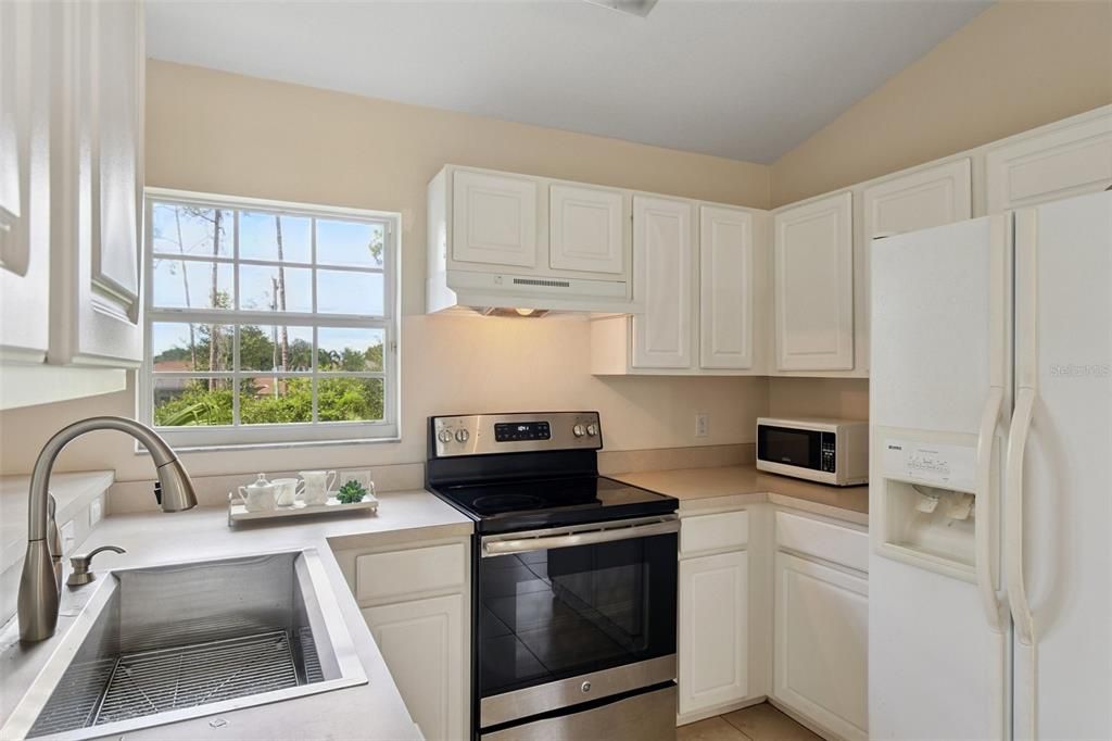 待售: $250,000 (2 贝兹, 2 浴室, 1461 平方英尺)