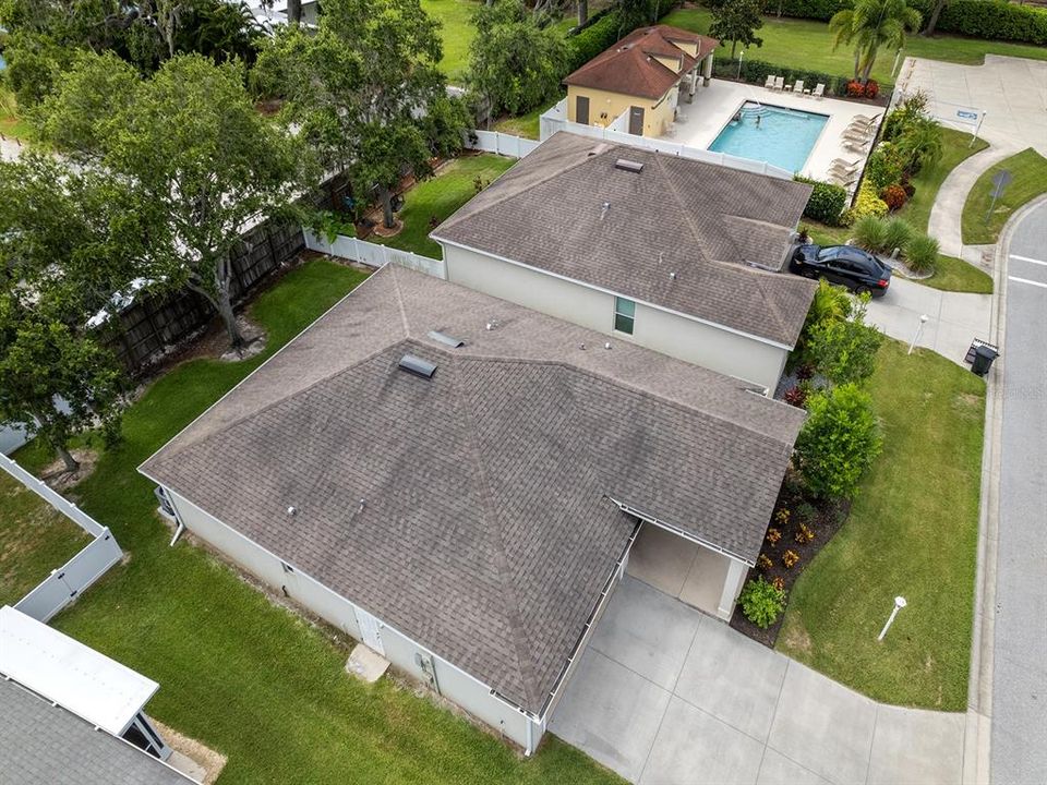 For Rent: $2,100 (3 beds, 2 baths, 1415 Square Feet)