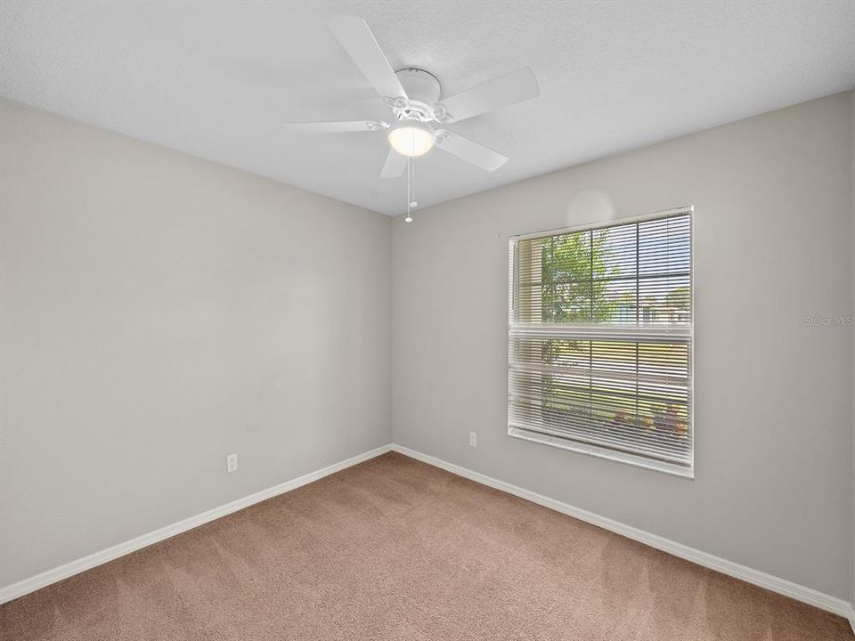 For Rent: $2,100 (3 beds, 2 baths, 1415 Square Feet)