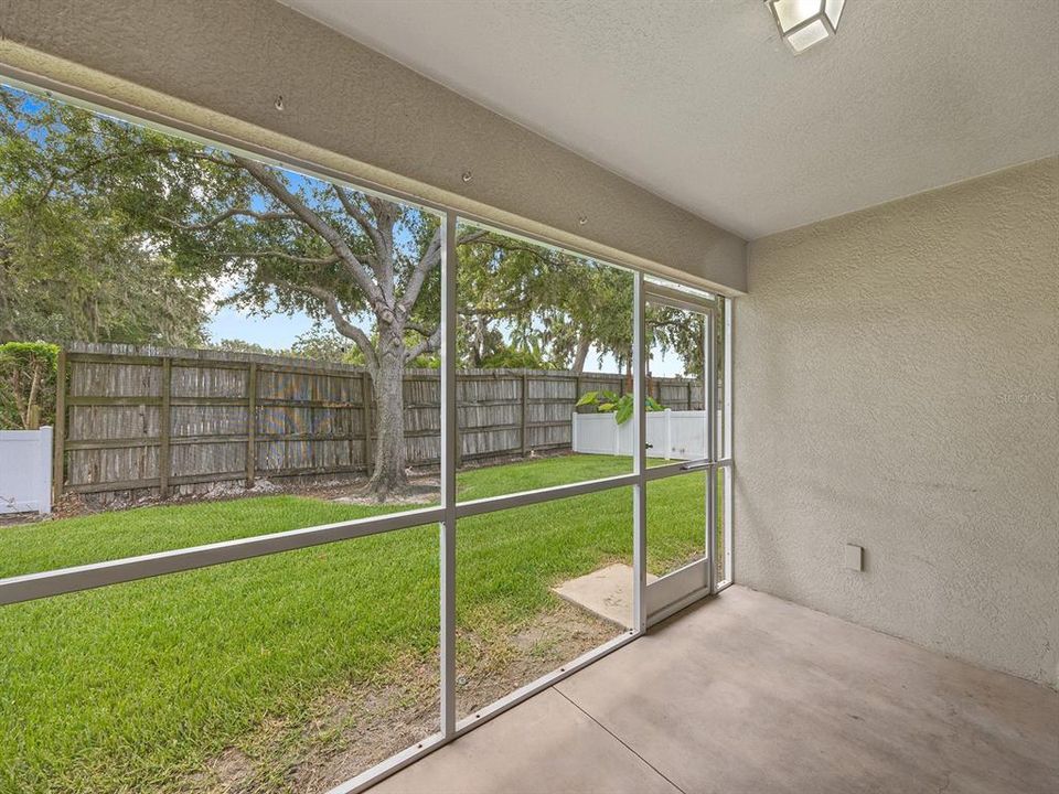 For Rent: $2,100 (3 beds, 2 baths, 1415 Square Feet)