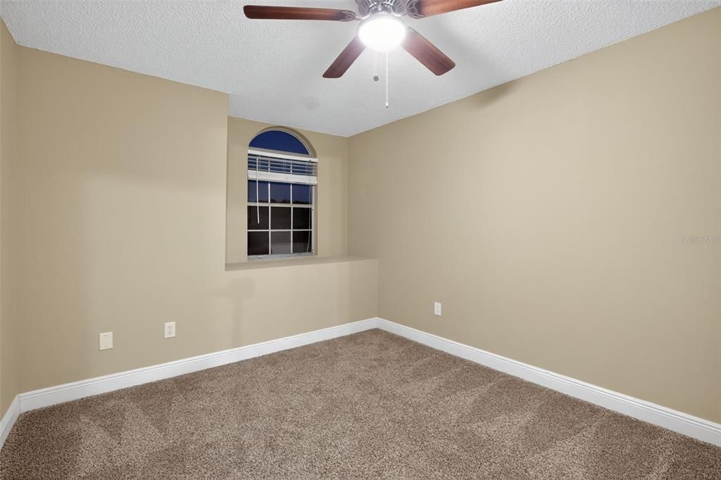 For Sale: $554,900 (4 beds, 2 baths, 1935 Square Feet)