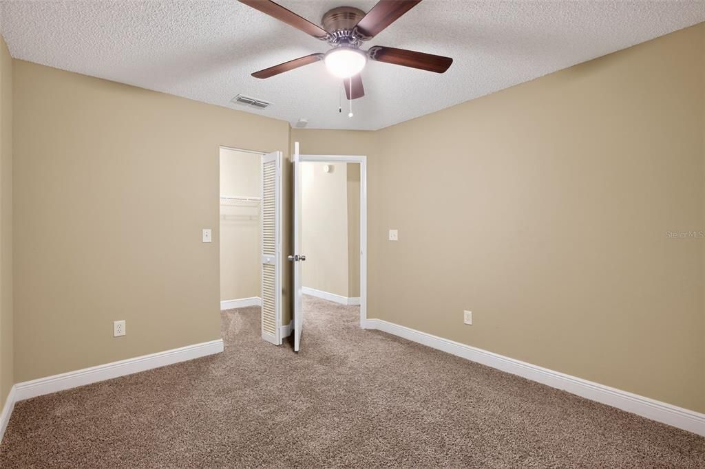 For Sale: $554,900 (4 beds, 2 baths, 1935 Square Feet)