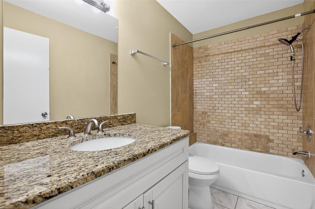 For Sale: $554,900 (4 beds, 2 baths, 1935 Square Feet)