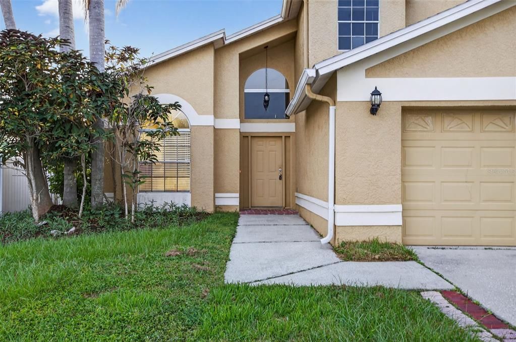 For Sale: $554,900 (4 beds, 2 baths, 1935 Square Feet)