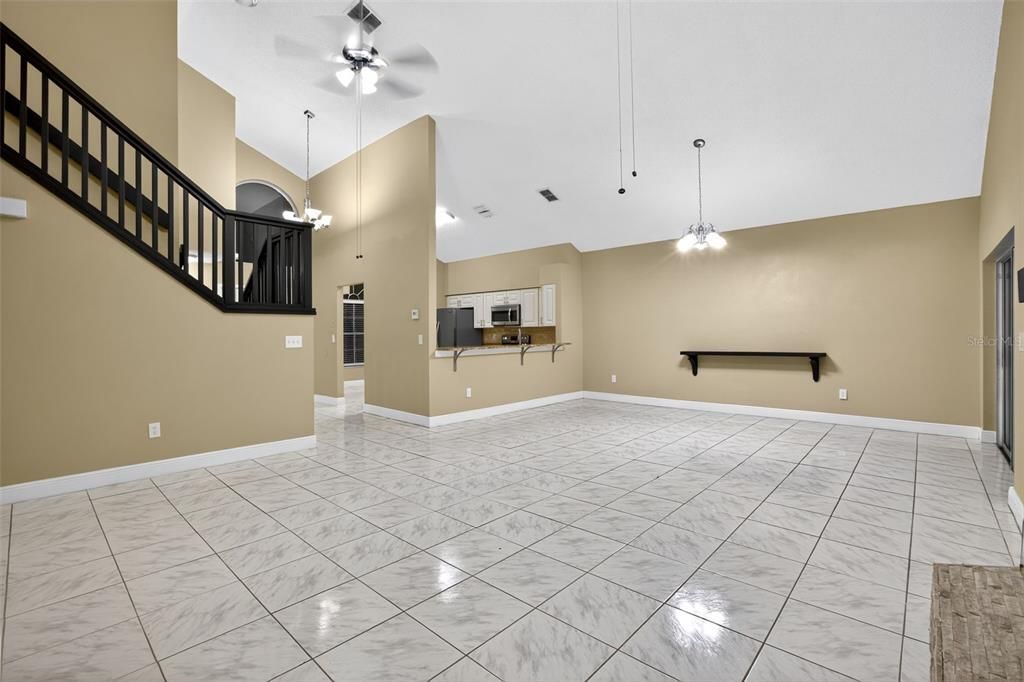 For Sale: $554,900 (4 beds, 2 baths, 1935 Square Feet)