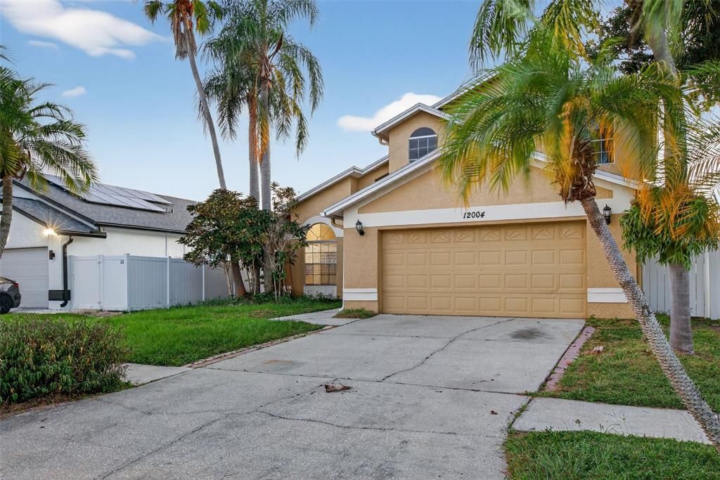 For Sale: $554,900 (4 beds, 2 baths, 1935 Square Feet)