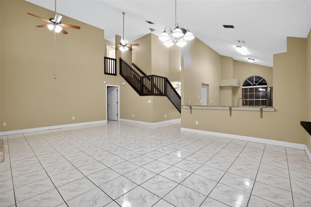 For Sale: $554,900 (4 beds, 2 baths, 1935 Square Feet)