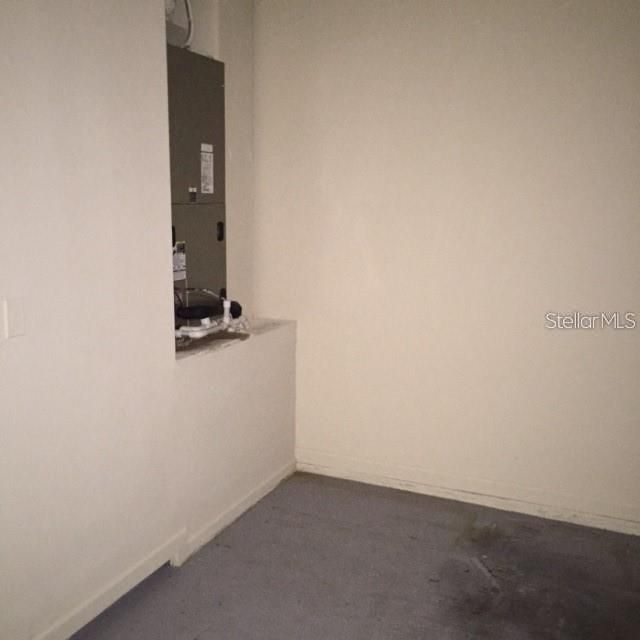 Active With Contract: $2,300 (3 beds, 2 baths, 2013 Square Feet)