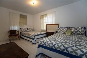 En Venta: $995,000 (7 camas, 3 baños, 4852 Pies cuadrados)