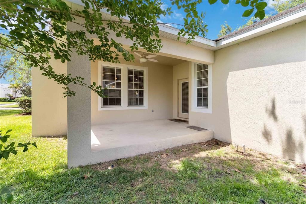 Active With Contract: $415,000 (4 beds, 2 baths, 2444 Square Feet)