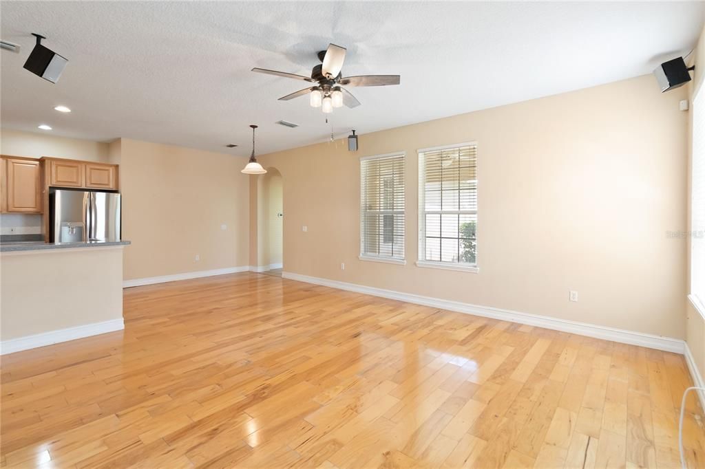 Active With Contract: $415,000 (4 beds, 2 baths, 2444 Square Feet)