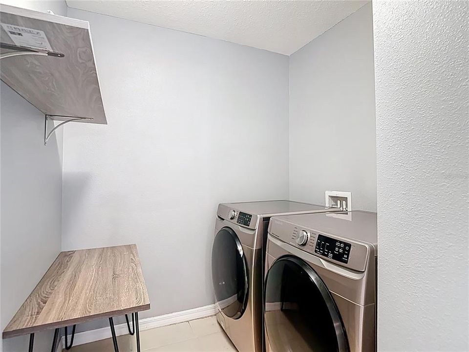 Active With Contract: $379,900 (4 beds, 2 baths, 2505 Square Feet)