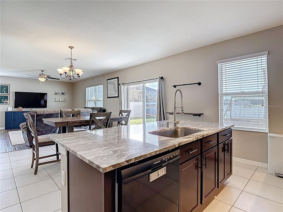 Active With Contract: $379,900 (4 beds, 2 baths, 2505 Square Feet)